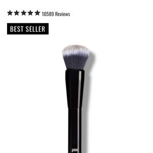 IL MAKIAGE Black and White Makeup Brush